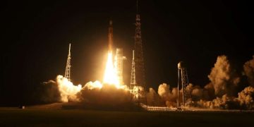 США запустят спускаемый аппарат на Луну в конце декабря