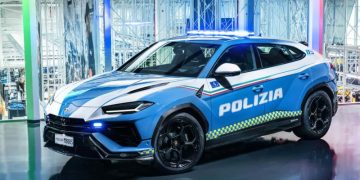 У Lamborghini в полиции Италии прибавилось работы