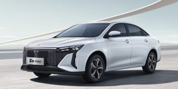 В России стартовали продажи недорогого седана Livan