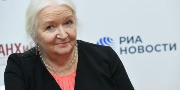 Путин наградил профессора Черниговскую почетной грамотой