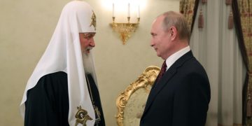 Путин поздравил патриарха Кирилла с Новым годом и Рождеством Христовым
