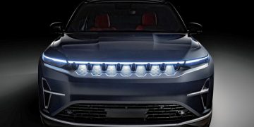 Раскрыта внешность серийного кроссовера Jeep Wagoneer S