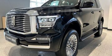 ФСО, КАМАЗ и колхоз «Родина»: а кто еще купил Tank 500?