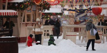 Патриарх Кирилл открыл турнир по хоккею с мячом на Красной площади