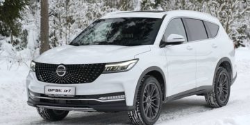 Россиянам вскоре предложат семиместный полноприводный Dongfeng калининградской сборки