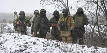 Священники пожелали военным мирного неба и крепости духа