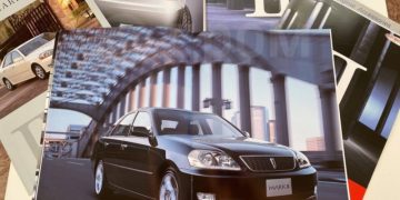 Toyota решила отказаться от бумажных каталогов