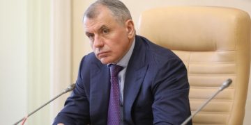 В Крыму обвинили Украину в распродаже артефактов Киево-Печерской лавры