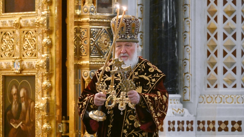 В Москве проходит служба в день 15-летия интронизации патриарха Кирилла