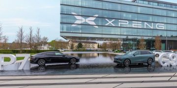 Дайджест дня: 50-летие Гольфа, Гранта в Азербайджане и другие события индустрии