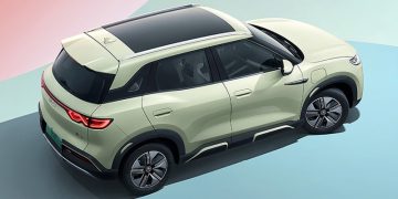 Представлен недорогой электрический кроссовер BYD Yuan UP