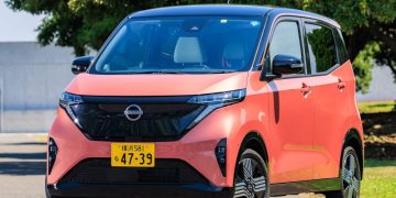 Соплатформенные Nissan и Mitsubishi взяли новую высоту