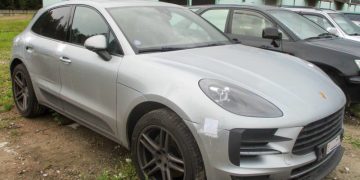 Таможенники передали государству изъятый Porsche за 6 млн рублей