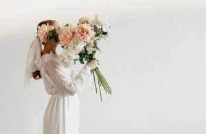 Свадебные платья: как выбрать платья невест, свадебные тренды, актуальные сочетания цветов