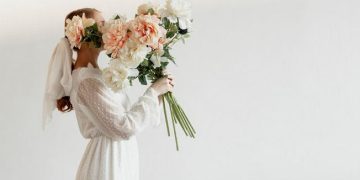 Свадебные платья: как выбрать платья невест, свадебные тренды, актуальные сочетания цветов