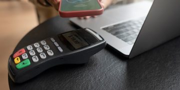 Онлайн-кассы для интернет-магазинов: особенности использования и преимущества внедрения