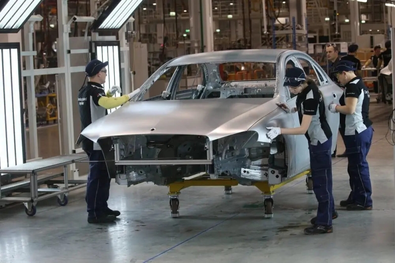 Не поторопился ли губернатор Воробьев с перезапуском завода Mercedes-Benz?