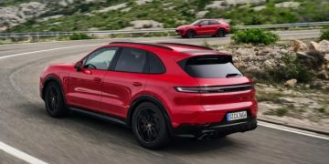 Обновленный Porsche Cayenne GTS стал заметно мощнее