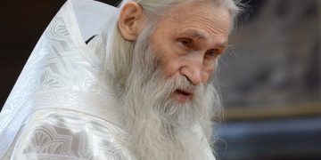 Патриарх Кирилл попросил своего духовника вернуться в Оптину пустынь