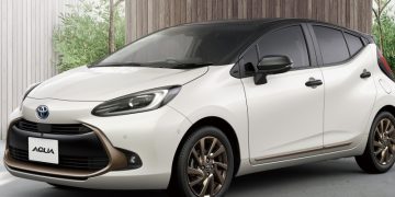 Toyota придала модели Aqua французского шарма