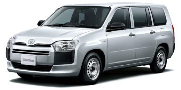 Toyota Probox получила инновационное салонное зеркало