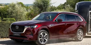 В гамме Mazda появился еще один премиум-кроссовер