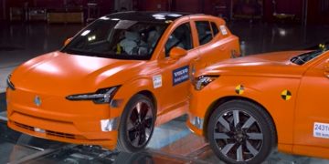 Volvo провела краш-тест электрической замены XC90