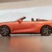 Bentley выпустил золотой кабриолет
