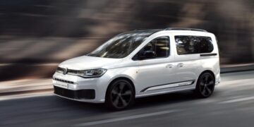 Дайджест дня: юбилейный X-Trail, Opel за электричество и другие события индустрии