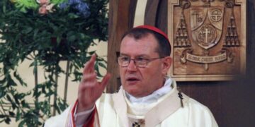 Главу Конференции католических епископов России госпитализировали