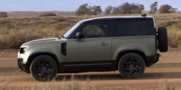 Land Rover Defender: технические обновки и расширенное оснащение