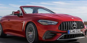 Mercedes-Benz выпустил кабриолет как встарь