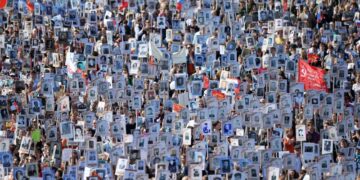 На место уходящих ветеранов ВОВ встают воины СВО, заявил священник