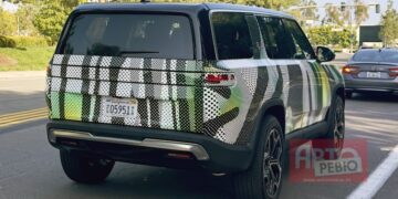 Обновленные электромобили Rivian: шпионские снимки и утечка данных