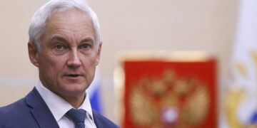 Священник рассказал, как крестил Андрея Белоусова