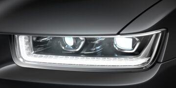 У обновленного Сената фары оказались круче, чем у Mercedes-Benz S-Class