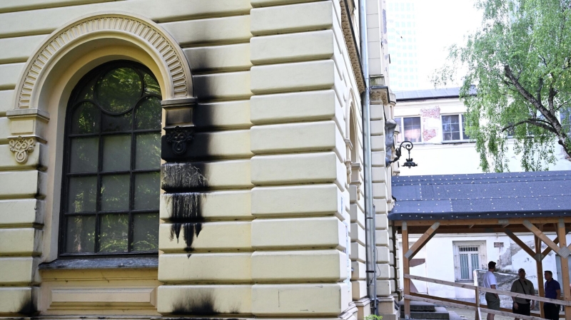 В Варшаве неизвестные бросили коктейль Молотова в здание синагоги