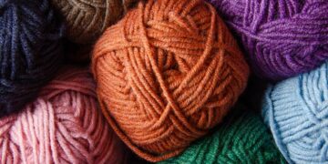 Как правильно выбрать пряжу для вязания: советы и рекомендации
