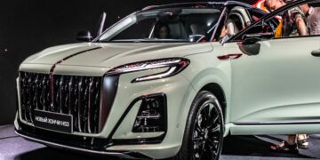 Hongqi HS3 – от 4 млн. Новый HS5 – через 1–2 месяца. Сборка в РФ будет, с «Авилоном» – всё сложно