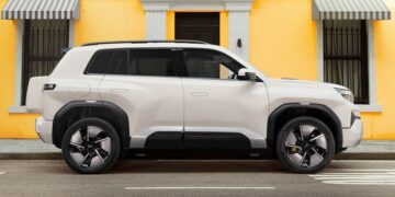 Кроссовер FangChengBao Super 3 показал три разных образа