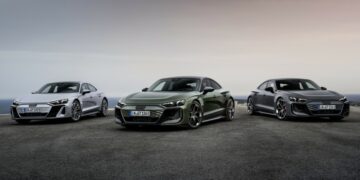 Обновленный седан Audi e-tron GT представлен в трех версиях