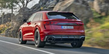 Представлен обновленный суперкроссовер Audi RS Q8