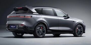 Представлен Voyah Free 318: задний привод и снижение цены