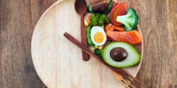 Простая диета 5:2 оказалась эффективнее лекарств в лечении приобретенного диабета