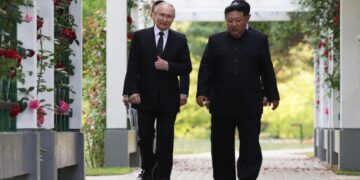 Путин и Ким Чен Ын посетили православный храм в Пхеньяне