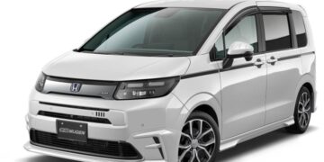 Для новой Honda Freed разработали спортивный «наряд»
