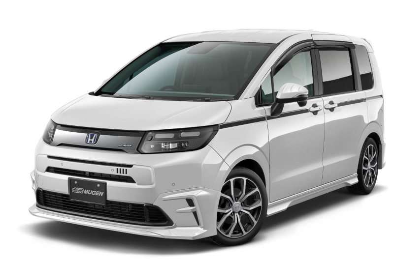 Для новой Honda Freed разработали спортивный «наряд»