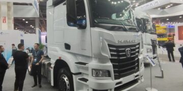 КАМАЗ начал производить два новых грузовика с кабинами от Mercedes-Benz