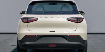 Компания Geely готовит доступный электромобиль Geome