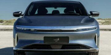 Lucid обошел Теслу по запасу хода